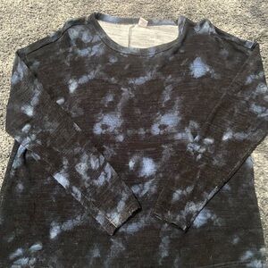 Old Navy Black and Blue Tie-Dye Long Sleeve lightweight sweatshirt, S